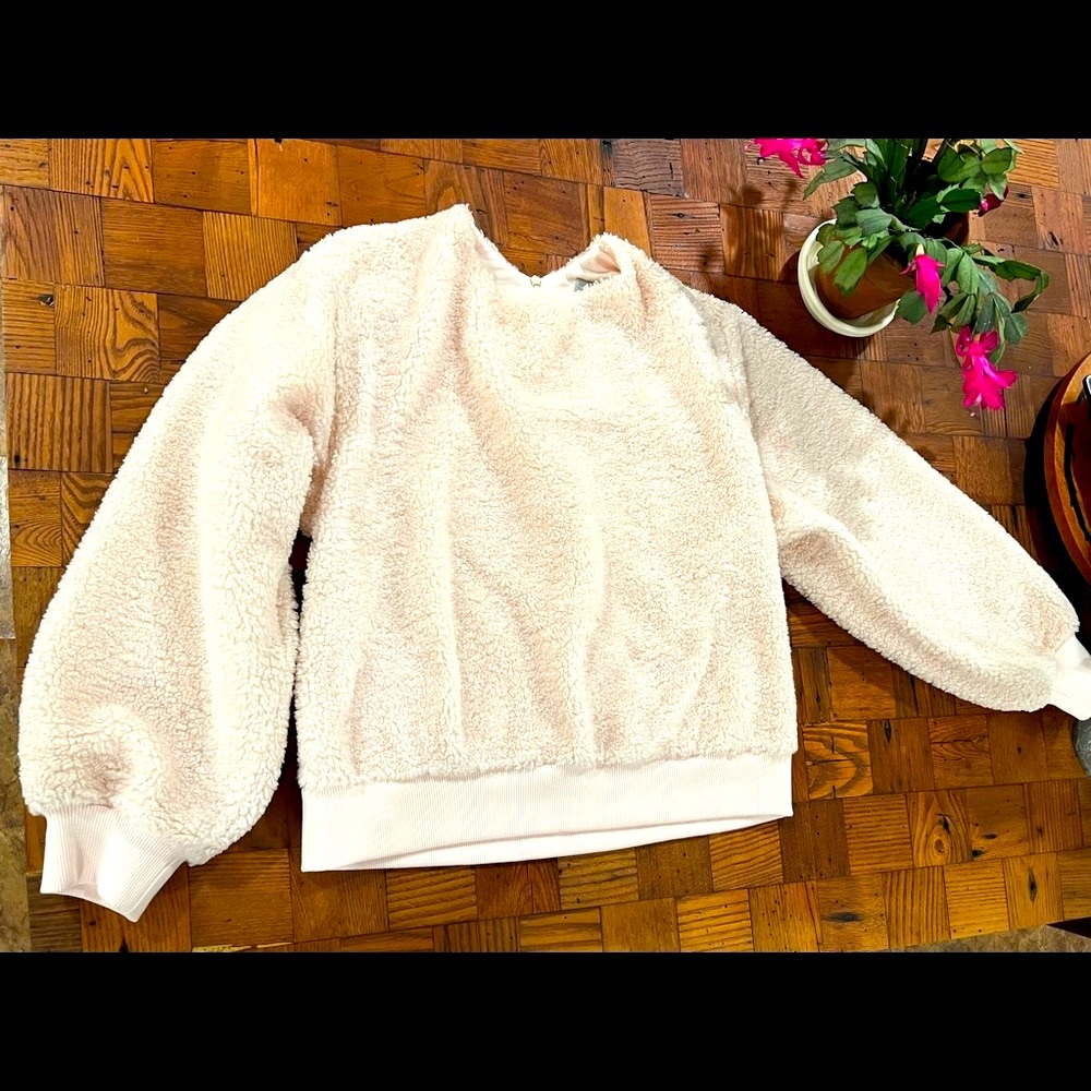 VINCE Cozy Pale Pink Sweater NWOT